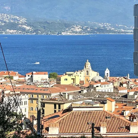 Apartmán Magnifique 3 Pieces Avec Double Vue *