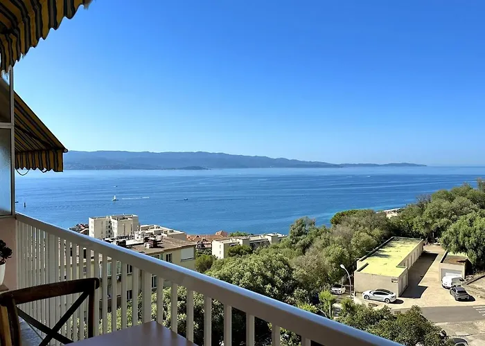 Appartement Magnifique 3 Pièces Avec Double Vue *